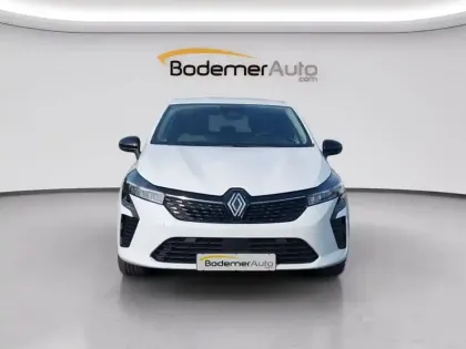 Photo 7 Renault Clio  E-Tech full hybrid 145 ch GSR2