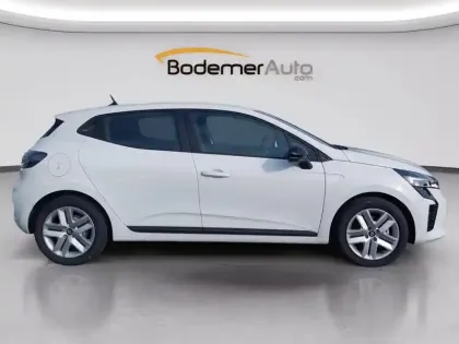 Photo 5 Renault Clio  E-Tech full hybrid 145 ch GSR2