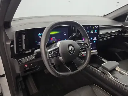 Photo 18 Renault Austral  E-Tech hybrid 200