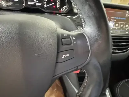 Photo 9 Peugeot 208  1.2 PureTech 82ch BVM5