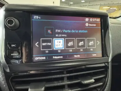 Photo 14 Peugeot 208  1.2 PureTech 82ch BVM5