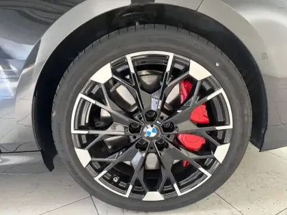 Photo 24 BMW Serie 1 M135 xDrive 300 ch DKG7