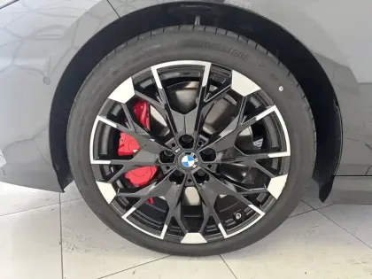 Photo 21 BMW Serie 1 M135 xDrive 300 ch DKG7