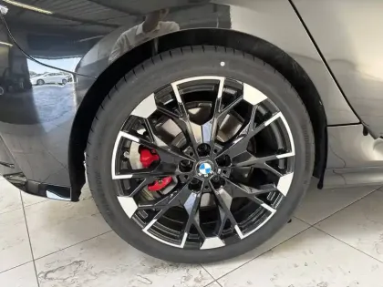 Photo 23 BMW Serie 1 M135 xDrive 300 ch DKG7