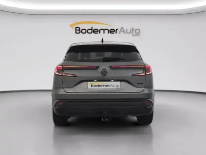 Photo 18 Renault Austral  E-Tech hybrid 200