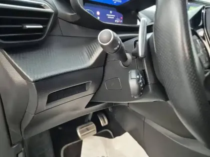 Photo 39 Peugeot 2008  PureTech 130 S&S EAT8
