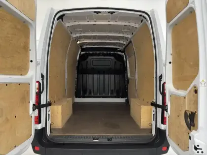 Photo 26 Renault Master  FGN TRAC F3500 L2H2 BLUE DCI 135