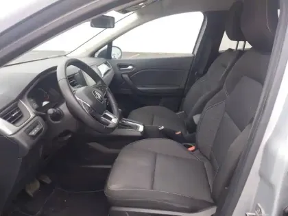 Photo 8 Renault Captur  E-Tech full hybrid 145
