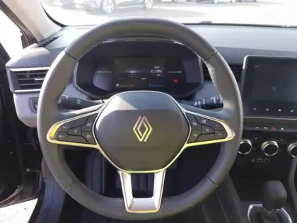Photo 11 Renault Clio  E-Tech full hybrid 145 ch GSR2