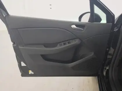 Photo 41 Renault Clio  E-Tech full hybrid 145 ch GSR2