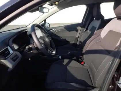 Photo 8 Renault Clio  E-Tech full hybrid 145 ch GSR2