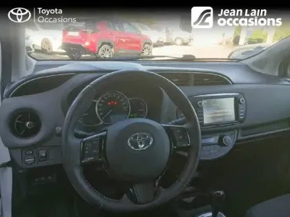 Photo 17 Toyota Yaris  Hybride 100h