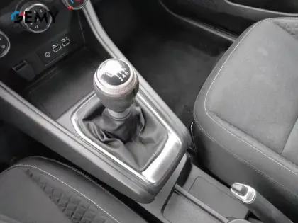 Photo 23 Renault Captur  TCe 90