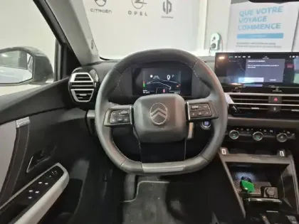 Photo 8 Citroën C4  Hybride 145 e-DCS6