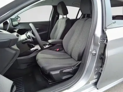 Photo 10 Peugeot 208  Hybrid 110 e-DCS6
