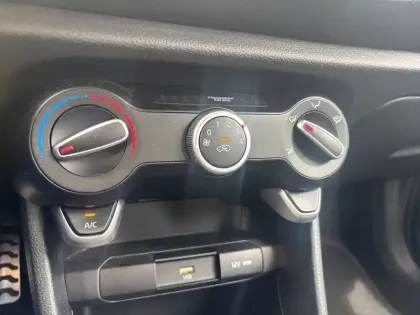 Photo 7 Kia Picanto  1.2 DPi 84ch BVM5
