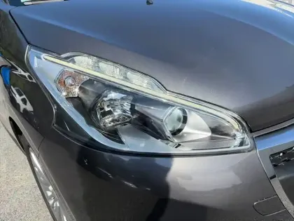 Photo 15 Peugeot 208  PureTech 110ch S&S EAT6
