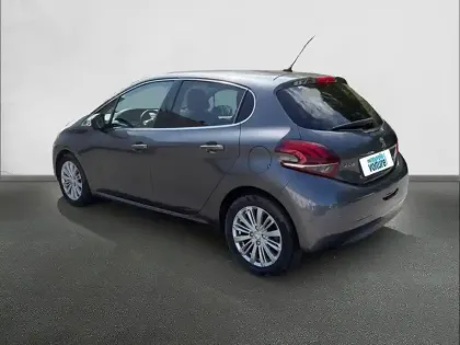 Photo 6 Peugeot 208  PureTech 110ch S&S EAT6
