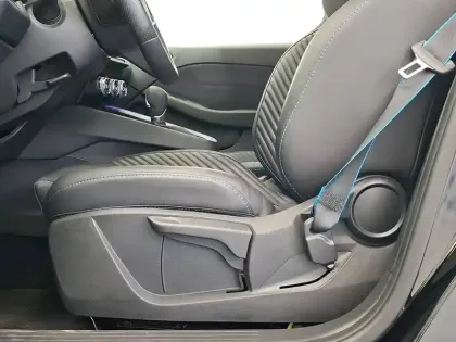 Photo 29 Renault Clio  E-Tech full hybrid 145 ch GSR2