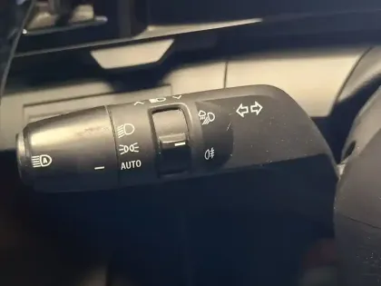 Photo 36 Renault Megane  E-Tech EV60 130ch optimum charge