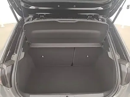 Photo 5 Peugeot 208  Hybrid 145 ch e-DCS6