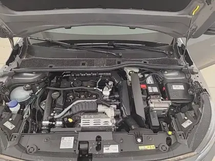 Photo 30 Peugeot 208  Hybrid 145 ch e-DCS6