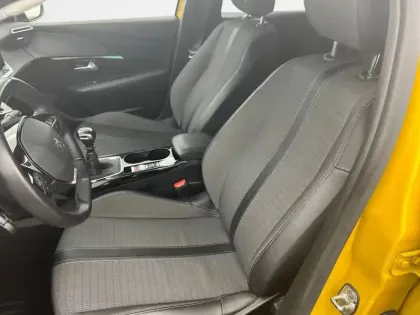 Photo 10 Peugeot 208  PureTech 100 S&S BVM6