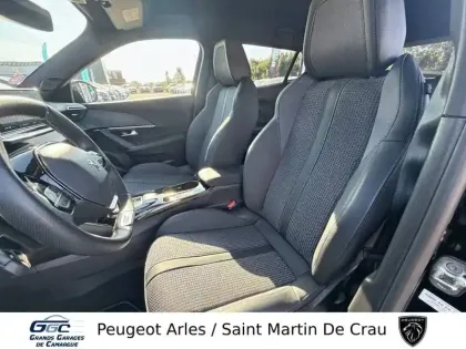 Photo 8 Peugeot 2008  PureTech 130 S&S EAT8