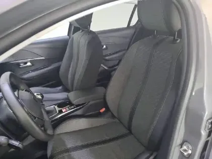 Photo 10 Peugeot 208  PureTech 100 S&S BVM6