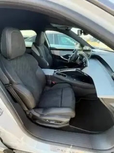 Photo 8 Peugeot 3008  Hybrid 145 e-DCS6