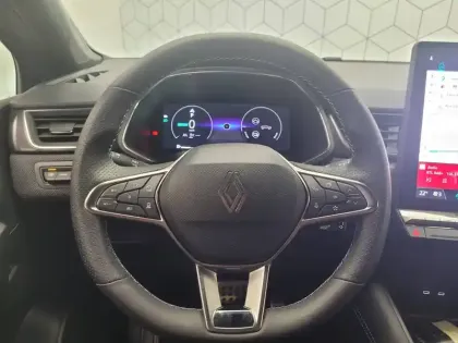 Photo 36 Renault Captur  E-Tech full hybrid 160 ch