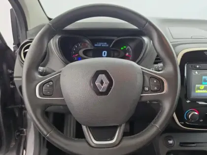 Photo 32 Renault Captur  TCe 90
