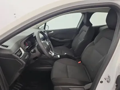Photo 29 Renault Clio  SOCIETE E-TECH 140 - 21N