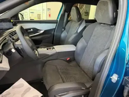 Photo 7 Peugeot 5008  Electrique 210 ch 73 kWh