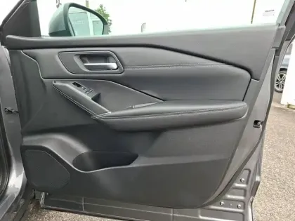 Photo 26 Nissan Qashqai  Mild Hybrid 158 ch Xtronic