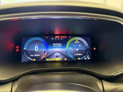 Photo 33 Renault Arkana  E-Tech hybride 145