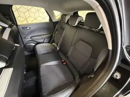 Photo 19 Renault Captur  mild hybrid 140