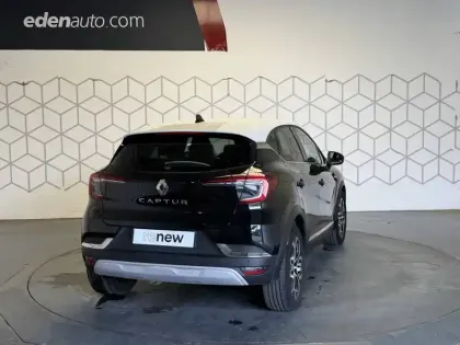 Photo 13 Renault Captur  mild hybrid 140