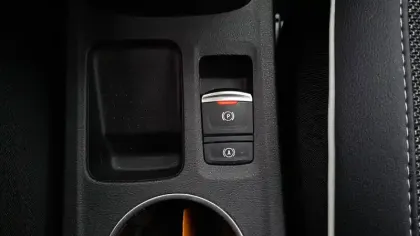 Photo 17 Renault Captur  TCe 140 - 21