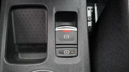 Photo 15 Renault Captur  E-Tech full hybrid 145