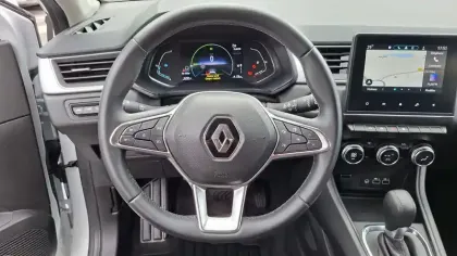 Photo 14 Renault Captur  E-Tech full hybrid 145