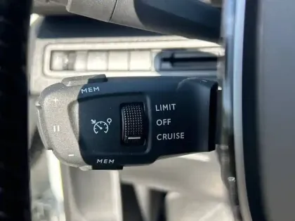 Photo 23 Peugeot 5008  PureTech 130ch S&S BVM6