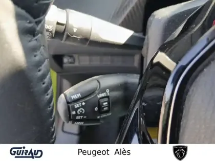 Photo 15 Peugeot 208  PureTech 100 S&S BVM6