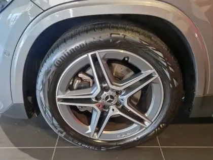 Photo 25 Mercedes GLA 200 d 4MATIC AMG Line