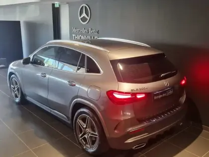 Photo 31 Mercedes GLA 200 d 4MATIC AMG Line