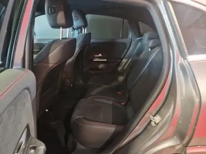 Photo 36 Mercedes GLA 200 d 4MATIC AMG Line