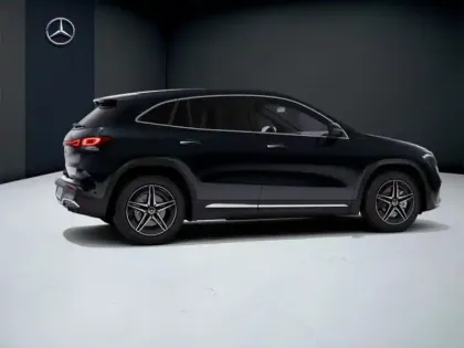 Photo 18 Mercedes EQA 250+ AMG Line