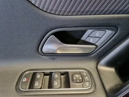Photo 39 Mercedes Classe A 180 Business Line