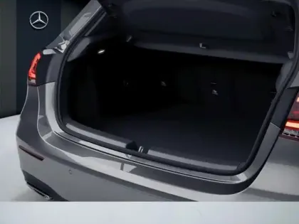 Photo 8 Mercedes Classe A 180 d AMG Line