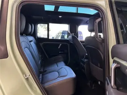Photo 12 Land rover Defender 110 P400E PHEV BVA8 X-DYNAMIC